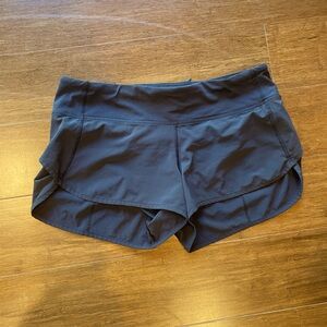 Lululemon Speed Up Short Low-Rise Lined shorts • size 6 • black